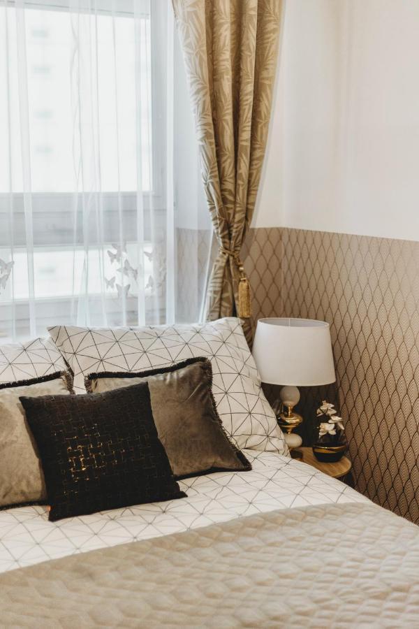 Clicktheflat Gdańsk Center Prestige Apart Rooms Warszawa Exteriör bild